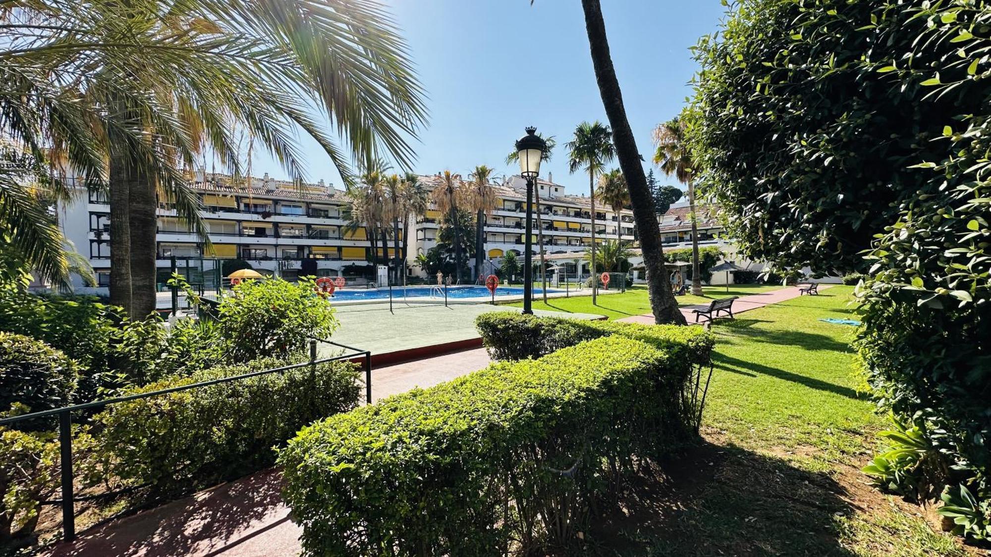 Marbella Studio Golden Mile Luaran gambar